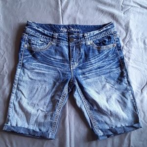 Ariya Long Jean Shorts Size 11/12